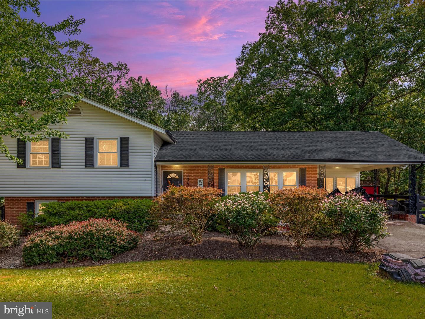 13610 ADEN RD, NOKESVILLE, Virginia 20181, 4 Bedrooms Bedrooms, ,2 BathroomsBathrooms,Residential,For sale,13610 ADEN RD,VAPW2096138 MLS # VAPW2096138