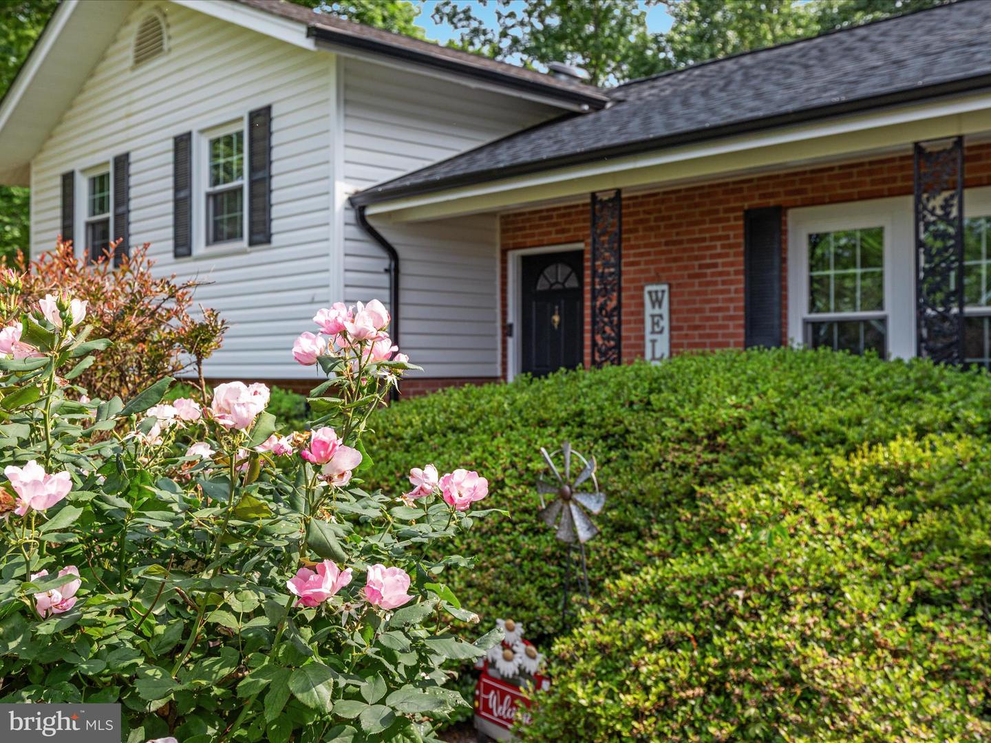 13610 ADEN RD, NOKESVILLE, Virginia 20181, 4 Bedrooms Bedrooms, ,2 BathroomsBathrooms,Residential,For sale,13610 ADEN RD,VAPW2096138 MLS # VAPW2096138
