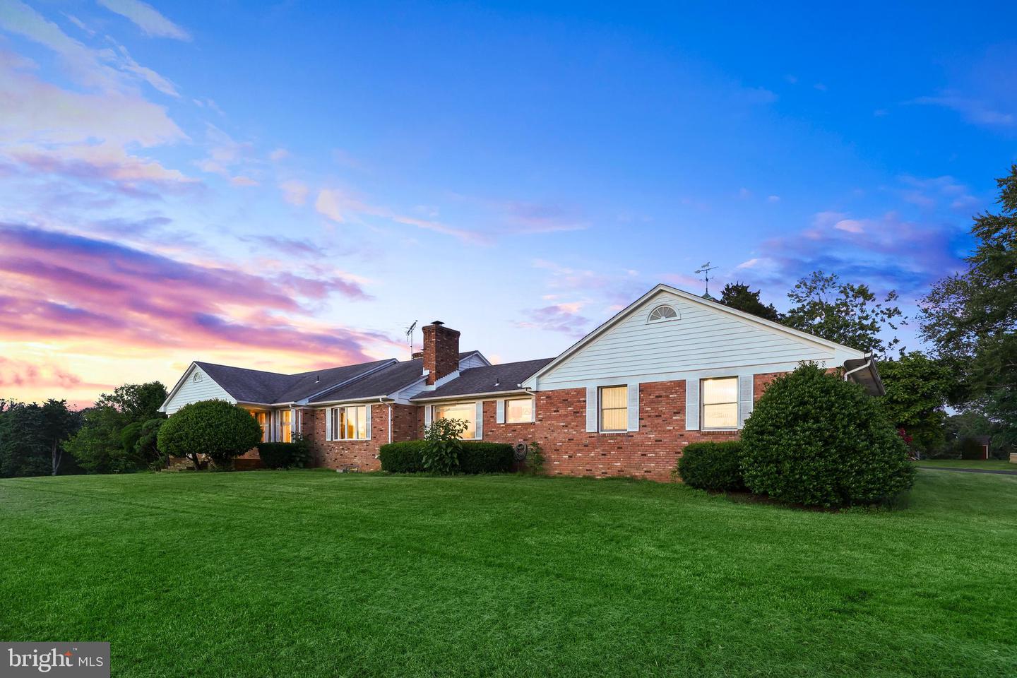7787 GREENWICH RD, CATLETT, Virginia 20119, 6 Bedrooms Bedrooms, ,3 BathroomsBathrooms,Residential,For sale,7787 GREENWICH RD,VAFQ2016898 MLS # VAFQ2016898