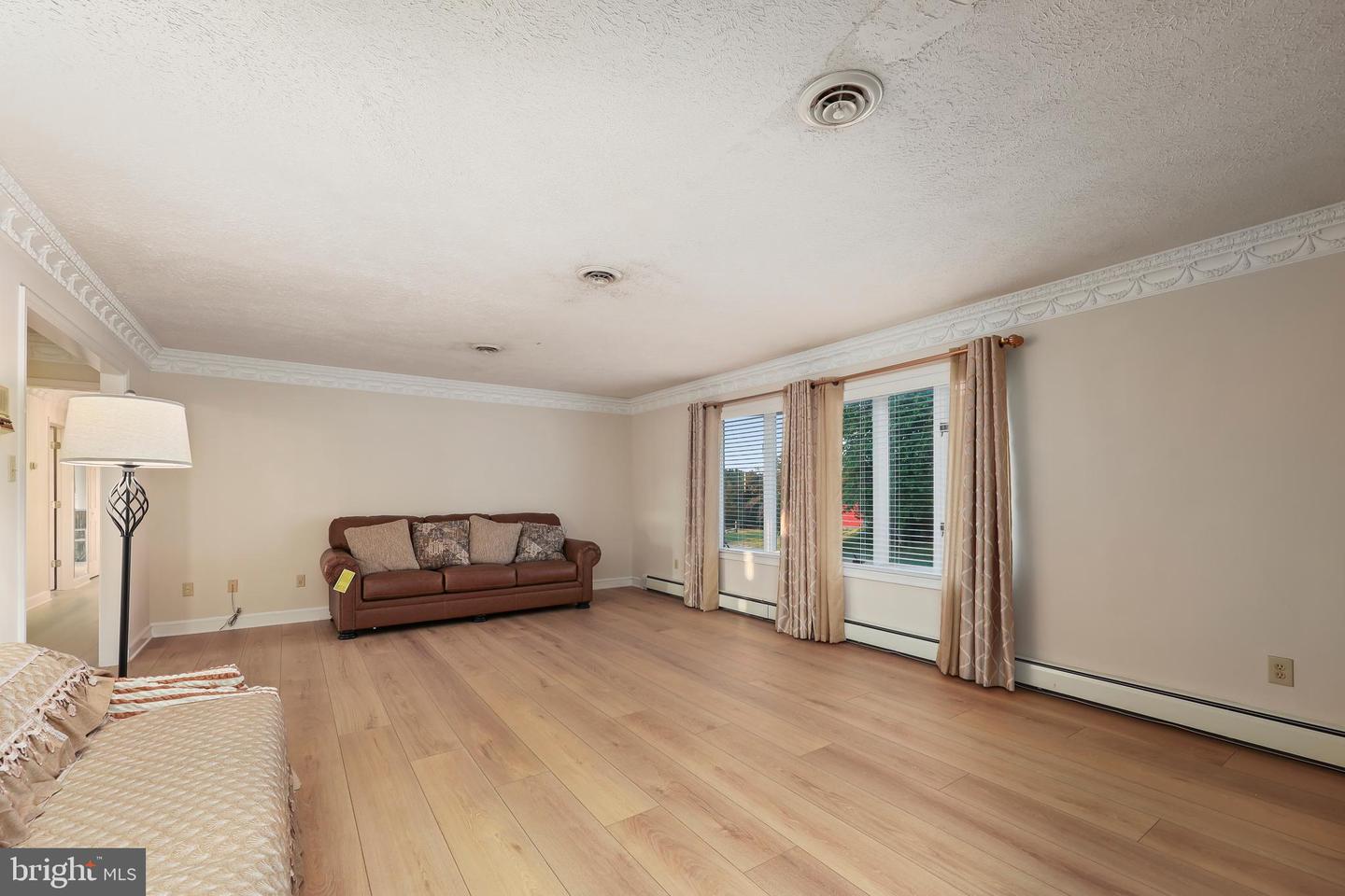7787 GREENWICH RD, CATLETT, Virginia 20119, 6 Bedrooms Bedrooms, ,3 BathroomsBathrooms,Residential,For sale,7787 GREENWICH RD,VAFQ2016898 MLS # VAFQ2016898