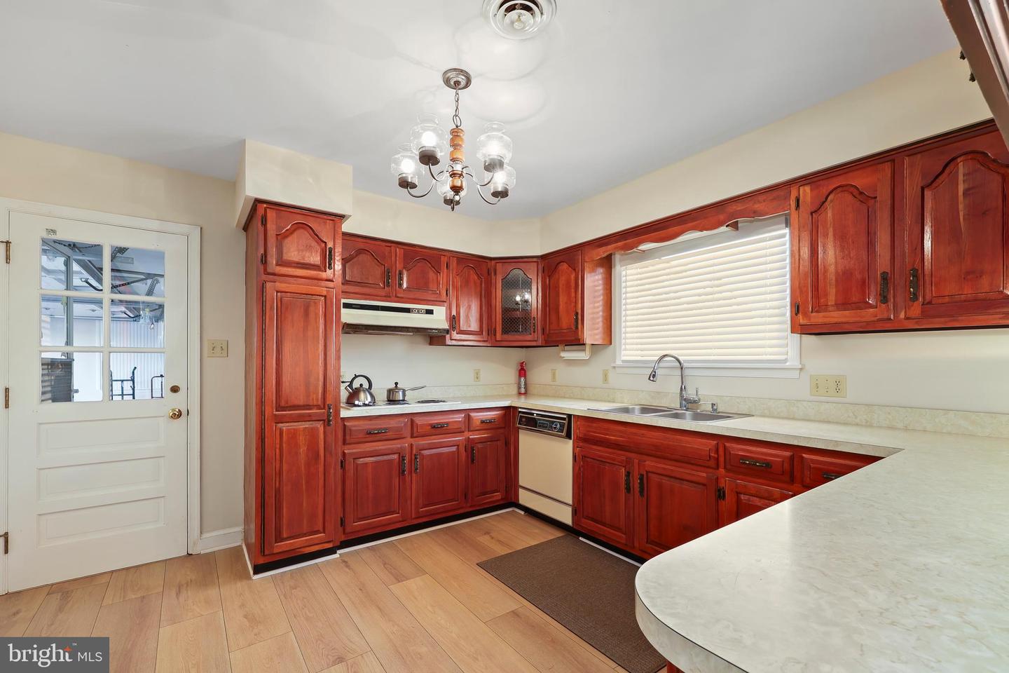 7787 GREENWICH RD, CATLETT, Virginia 20119, 6 Bedrooms Bedrooms, ,3 BathroomsBathrooms,Residential,For sale,7787 GREENWICH RD,VAFQ2016898 MLS # VAFQ2016898