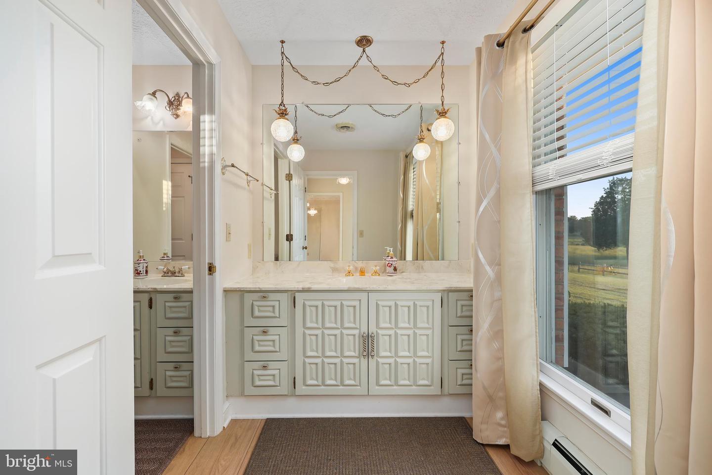 7787 GREENWICH RD, CATLETT, Virginia 20119, 6 Bedrooms Bedrooms, ,3 BathroomsBathrooms,Residential,For sale,7787 GREENWICH RD,VAFQ2016898 MLS # VAFQ2016898