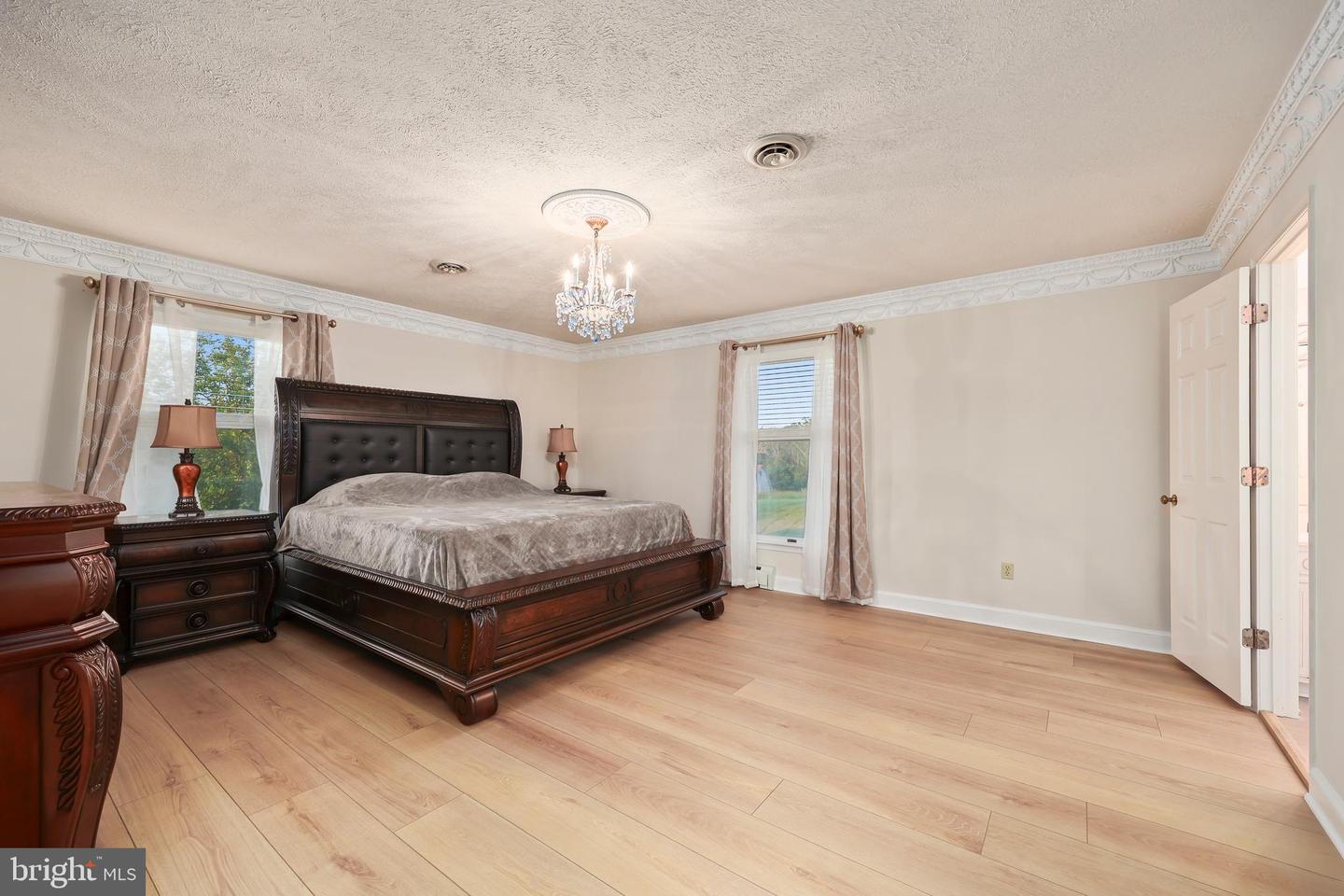 7787 GREENWICH RD, CATLETT, Virginia 20119, 6 Bedrooms Bedrooms, ,3 BathroomsBathrooms,Residential,For sale,7787 GREENWICH RD,VAFQ2016898 MLS # VAFQ2016898