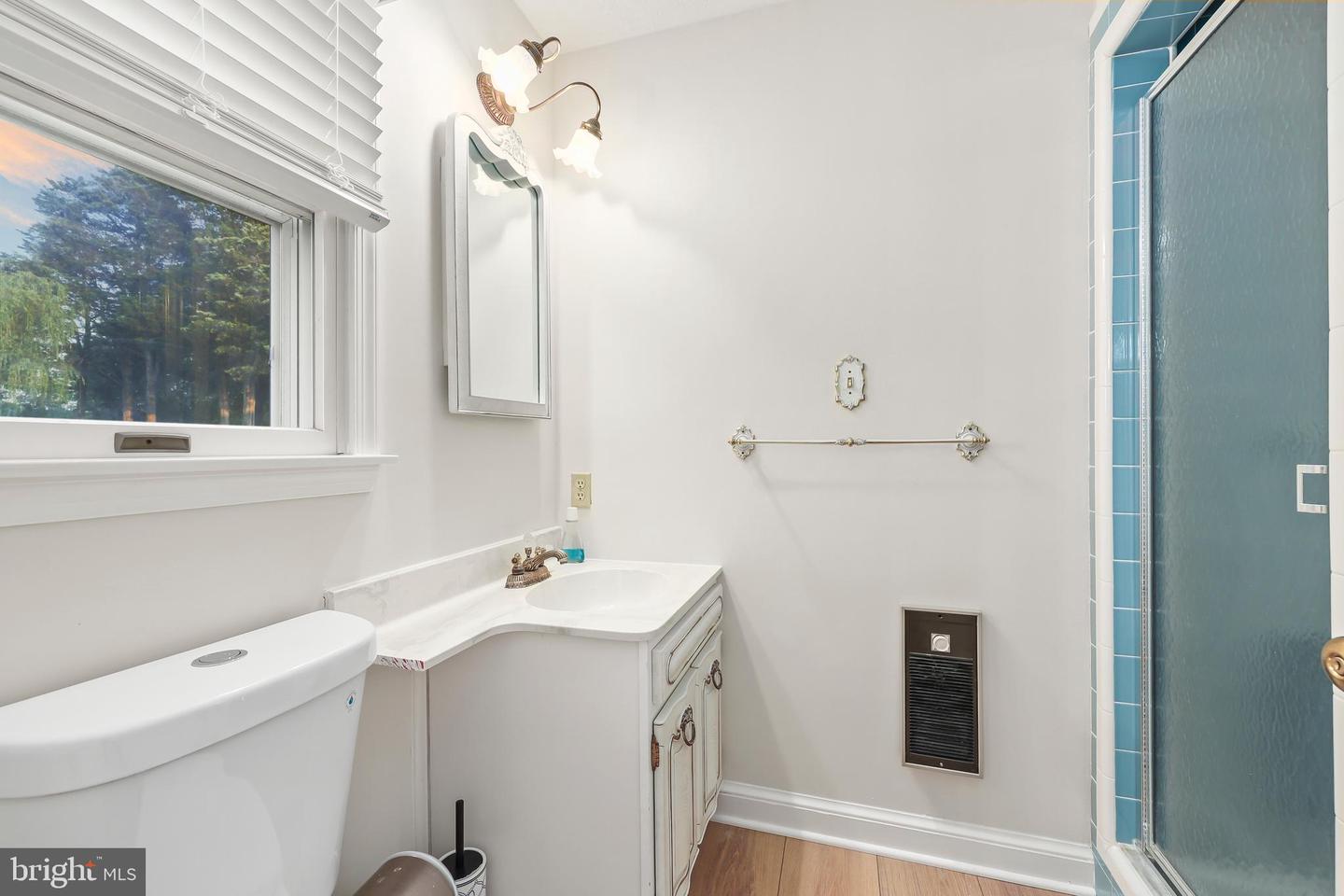 7787 GREENWICH RD, CATLETT, Virginia 20119, 6 Bedrooms Bedrooms, ,3 BathroomsBathrooms,Residential,For sale,7787 GREENWICH RD,VAFQ2016898 MLS # VAFQ2016898