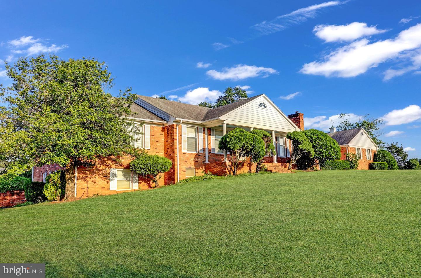 7787 GREENWICH RD, CATLETT, Virginia 20119, 6 Bedrooms Bedrooms, ,3 BathroomsBathrooms,Residential,For sale,7787 GREENWICH RD,VAFQ2016898 MLS # VAFQ2016898
