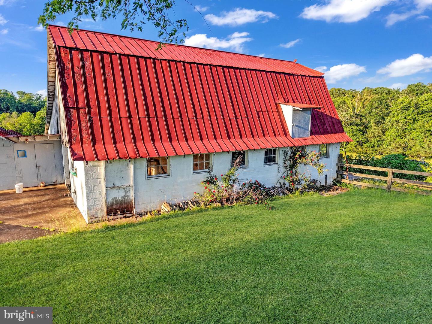7787 GREENWICH RD, CATLETT, Virginia 20119, 6 Bedrooms Bedrooms, ,3 BathroomsBathrooms,Residential,For sale,7787 GREENWICH RD,VAFQ2016898 MLS # VAFQ2016898