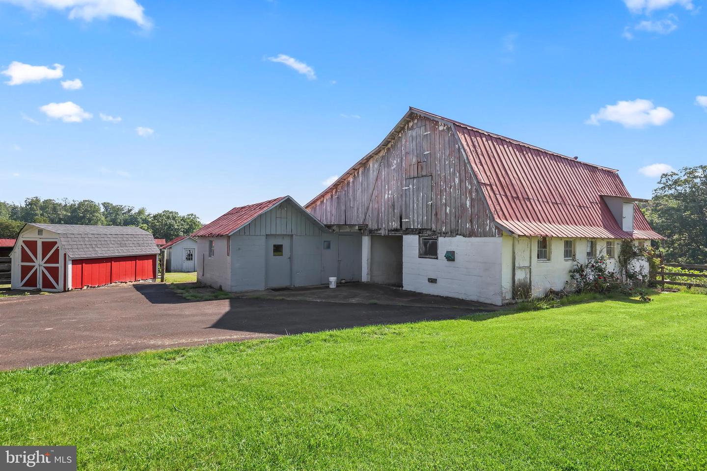 7787 GREENWICH RD, CATLETT, Virginia 20119, 6 Bedrooms Bedrooms, ,3 BathroomsBathrooms,Residential,For sale,7787 GREENWICH RD,VAFQ2016898 MLS # VAFQ2016898