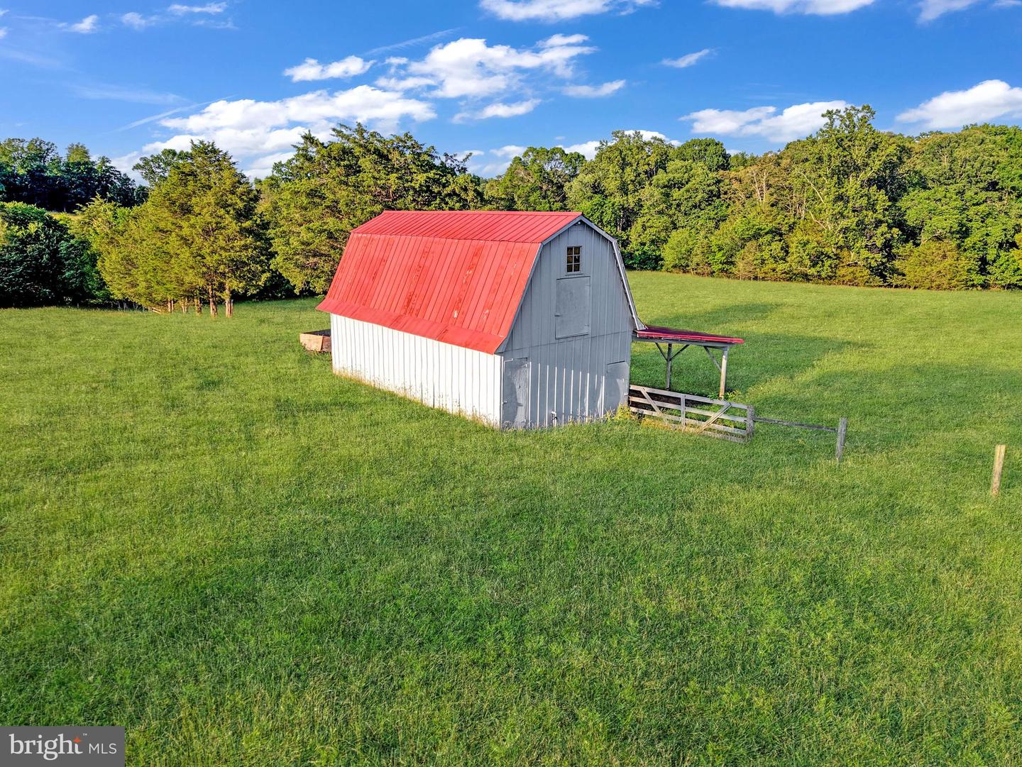 7787 GREENWICH RD, CATLETT, Virginia 20119, 6 Bedrooms Bedrooms, ,3 BathroomsBathrooms,Residential,For sale,7787 GREENWICH RD,VAFQ2016898 MLS # VAFQ2016898