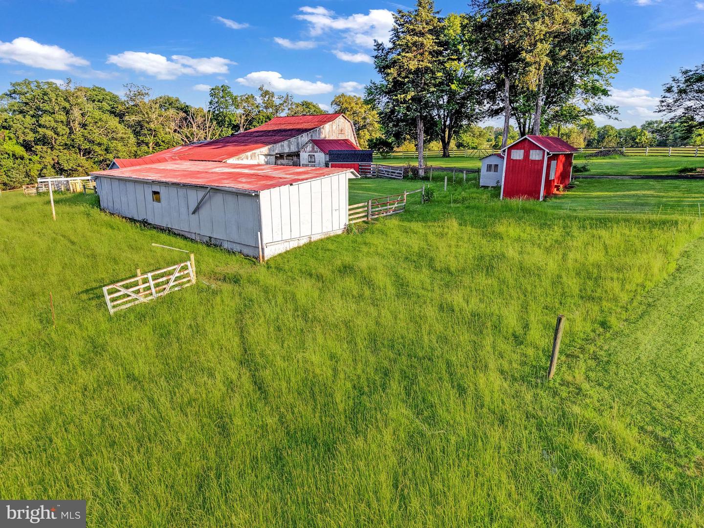 7787 GREENWICH RD, CATLETT, Virginia 20119, 6 Bedrooms Bedrooms, ,3 BathroomsBathrooms,Residential,For sale,7787 GREENWICH RD,VAFQ2016898 MLS # VAFQ2016898