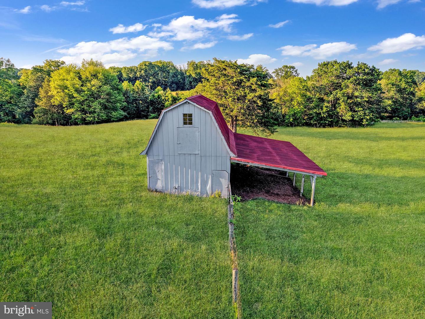 7787 GREENWICH RD, CATLETT, Virginia 20119, 6 Bedrooms Bedrooms, ,3 BathroomsBathrooms,Residential,For sale,7787 GREENWICH RD,VAFQ2016898 MLS # VAFQ2016898