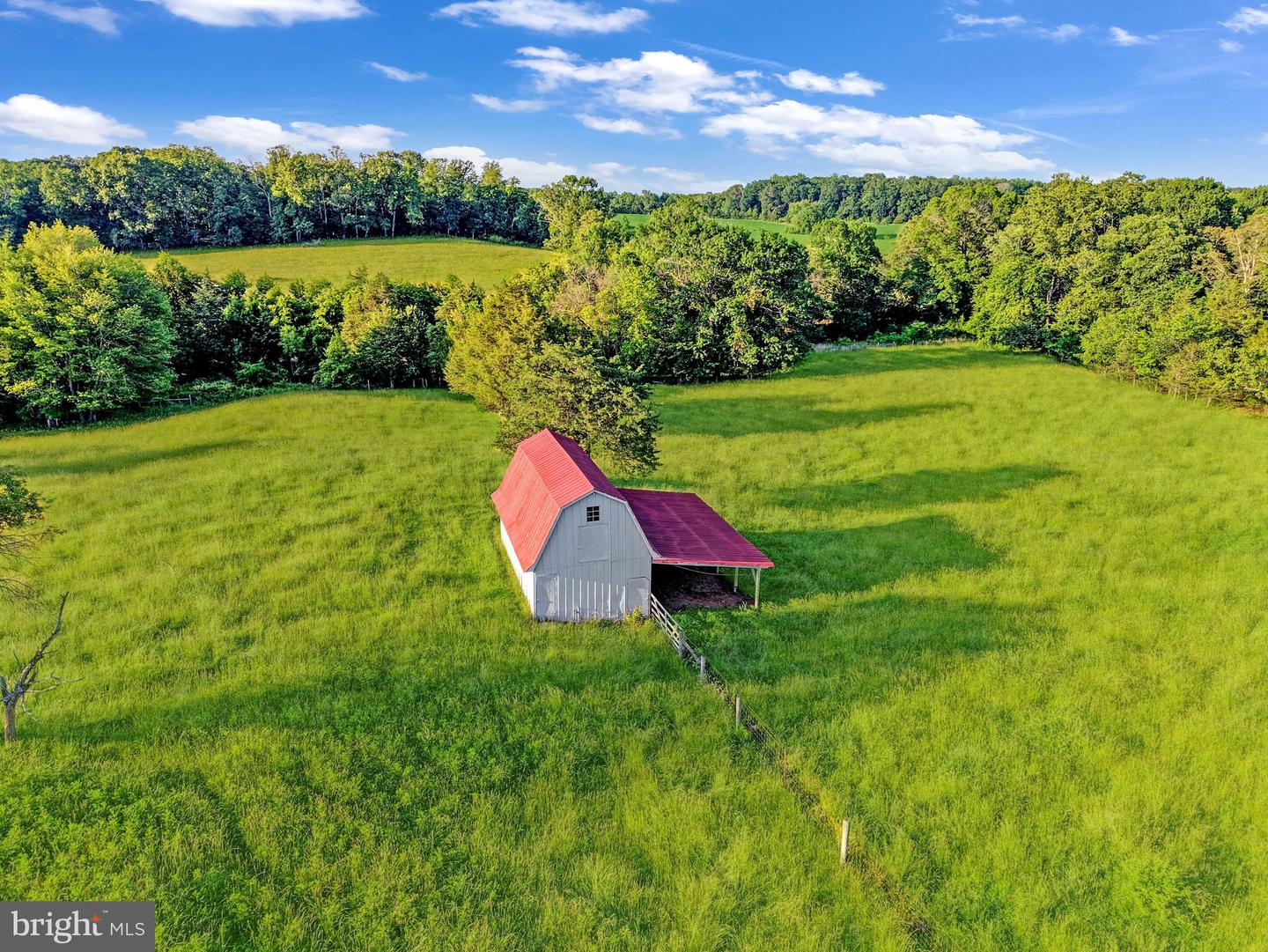 7787 GREENWICH RD, CATLETT, Virginia 20119, 6 Bedrooms Bedrooms, ,3 BathroomsBathrooms,Residential,For sale,7787 GREENWICH RD,VAFQ2016898 MLS # VAFQ2016898