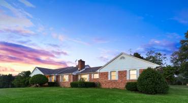 7787 GREENWICH RD, CATLETT, Virginia 20119, 6 Bedrooms Bedrooms, ,3 BathroomsBathrooms,Residential,For sale,7787 GREENWICH RD,VAFQ2016898 MLS # VAFQ2016898