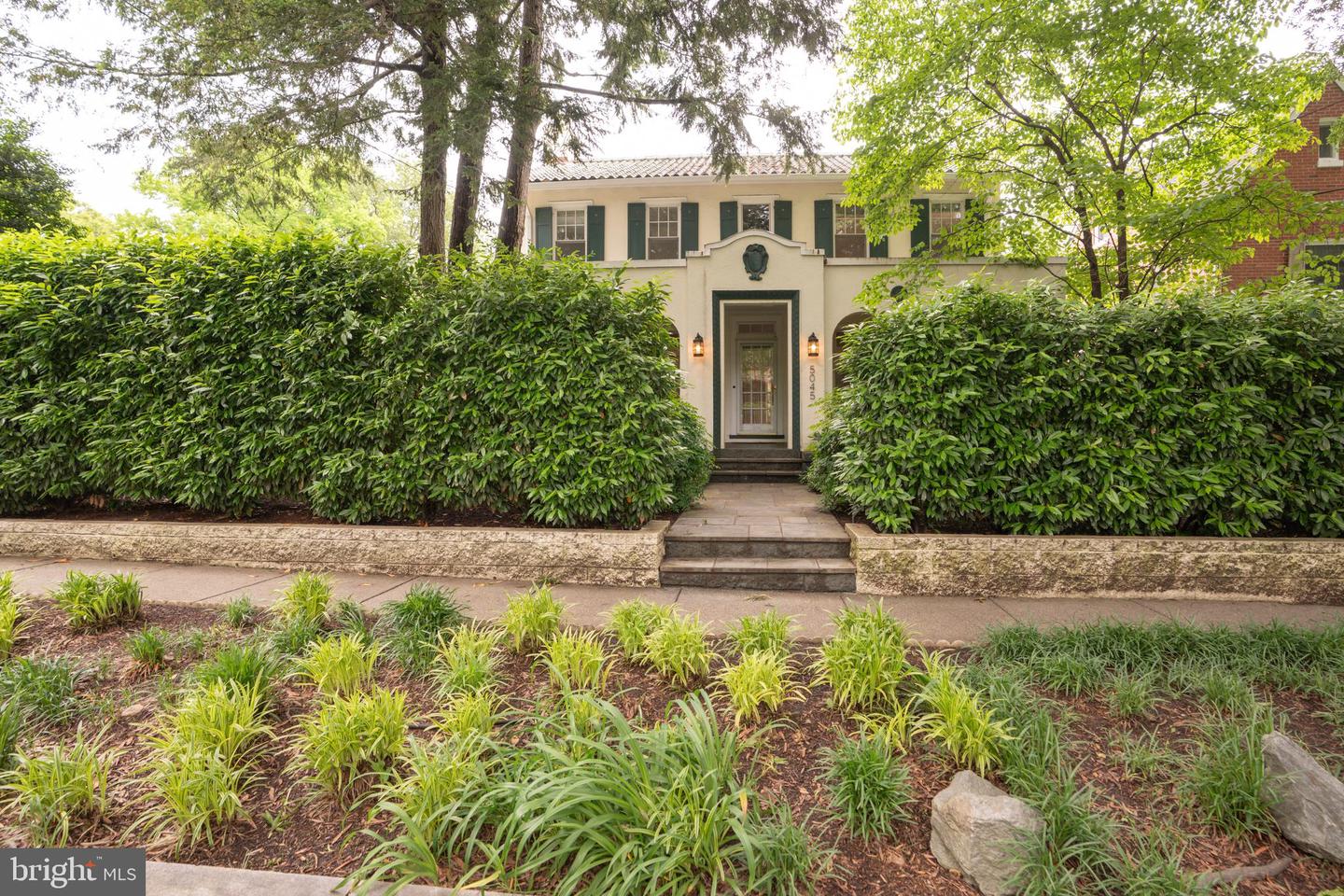 5045 RENO RD NW, WASHINGTON, District Of Columbia 20008, 4 Bedrooms Bedrooms, ,3 BathroomsBathrooms,Residential,For sale,5045 RENO RD NW,DCDC2203894 MLS # DCDC2203894
