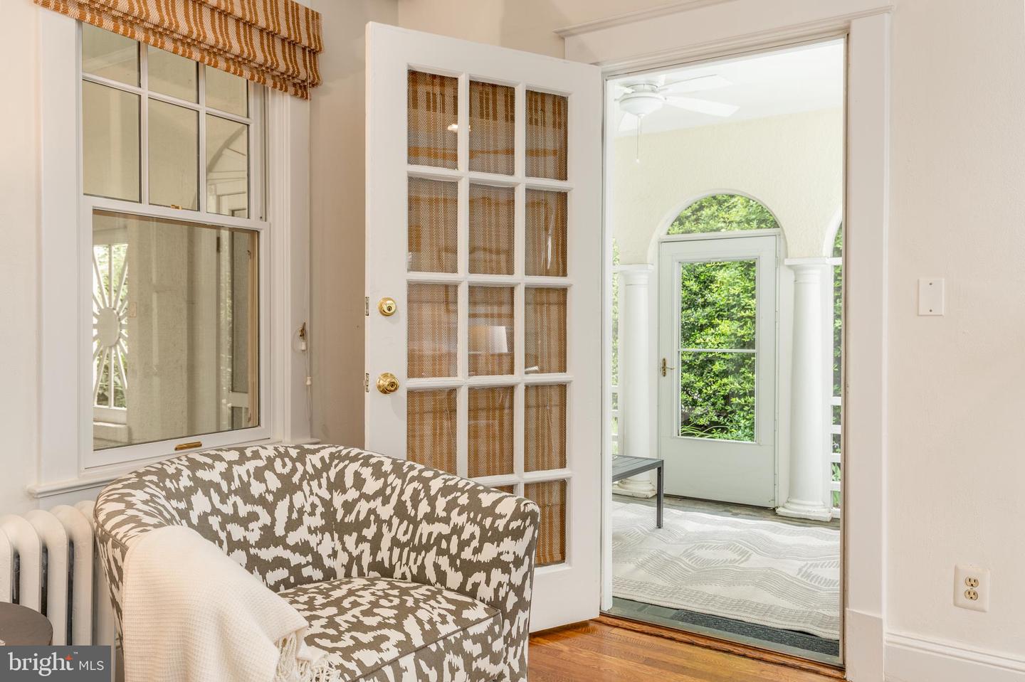 5045 RENO RD NW, WASHINGTON, District Of Columbia 20008, 4 Bedrooms Bedrooms, ,3 BathroomsBathrooms,Residential,For sale,5045 RENO RD NW,DCDC2203894 MLS # DCDC2203894