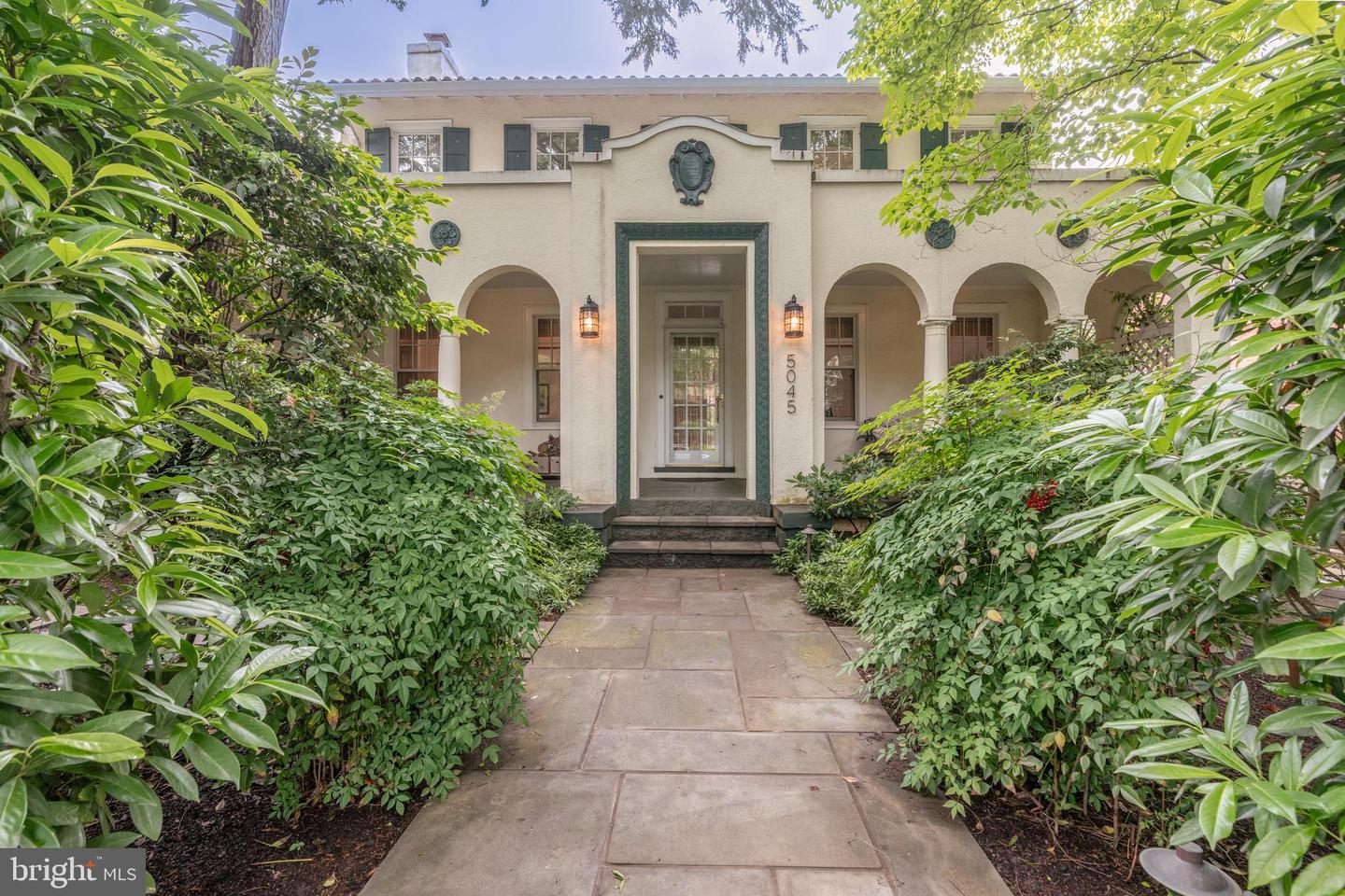 5045 RENO RD NW, WASHINGTON, District Of Columbia 20008, 4 Bedrooms Bedrooms, ,3 BathroomsBathrooms,Residential,For sale,5045 RENO RD NW,DCDC2203894 MLS # DCDC2203894