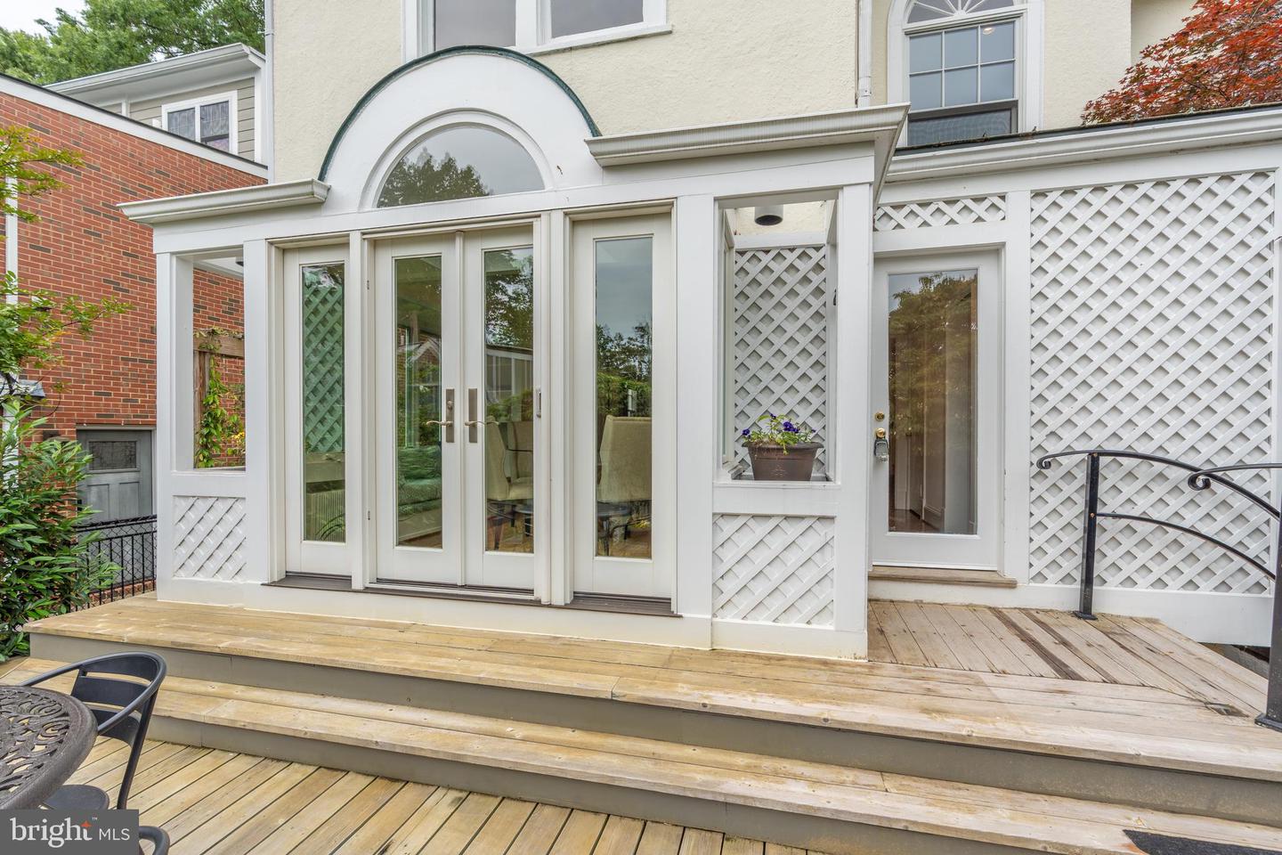 5045 RENO RD NW, WASHINGTON, District Of Columbia 20008, 4 Bedrooms Bedrooms, ,3 BathroomsBathrooms,Residential,For sale,5045 RENO RD NW,DCDC2203894 MLS # DCDC2203894