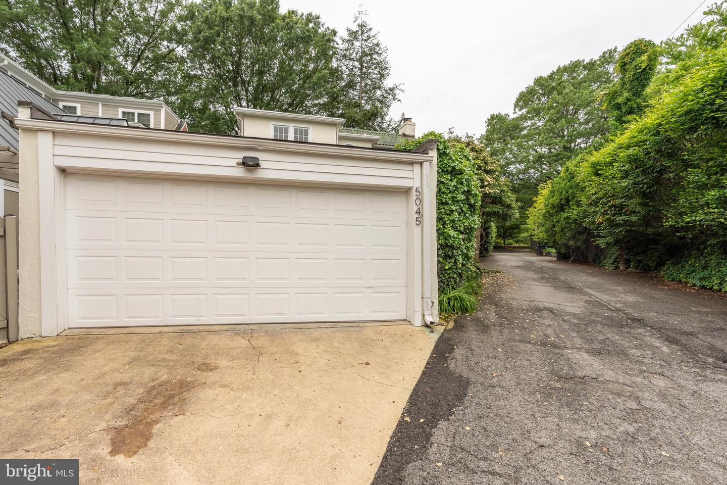 5045 RENO RD NW, WASHINGTON, District Of Columbia 20008, 4 Bedrooms Bedrooms, ,3 BathroomsBathrooms,Residential,For sale,5045 RENO RD NW,DCDC2203894 MLS # DCDC2203894