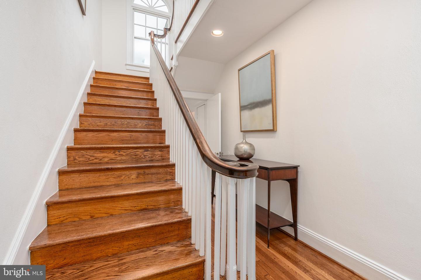 5045 RENO RD NW, WASHINGTON, District Of Columbia 20008, 4 Bedrooms Bedrooms, ,3 BathroomsBathrooms,Residential,For sale,5045 RENO RD NW,DCDC2203894 MLS # DCDC2203894
