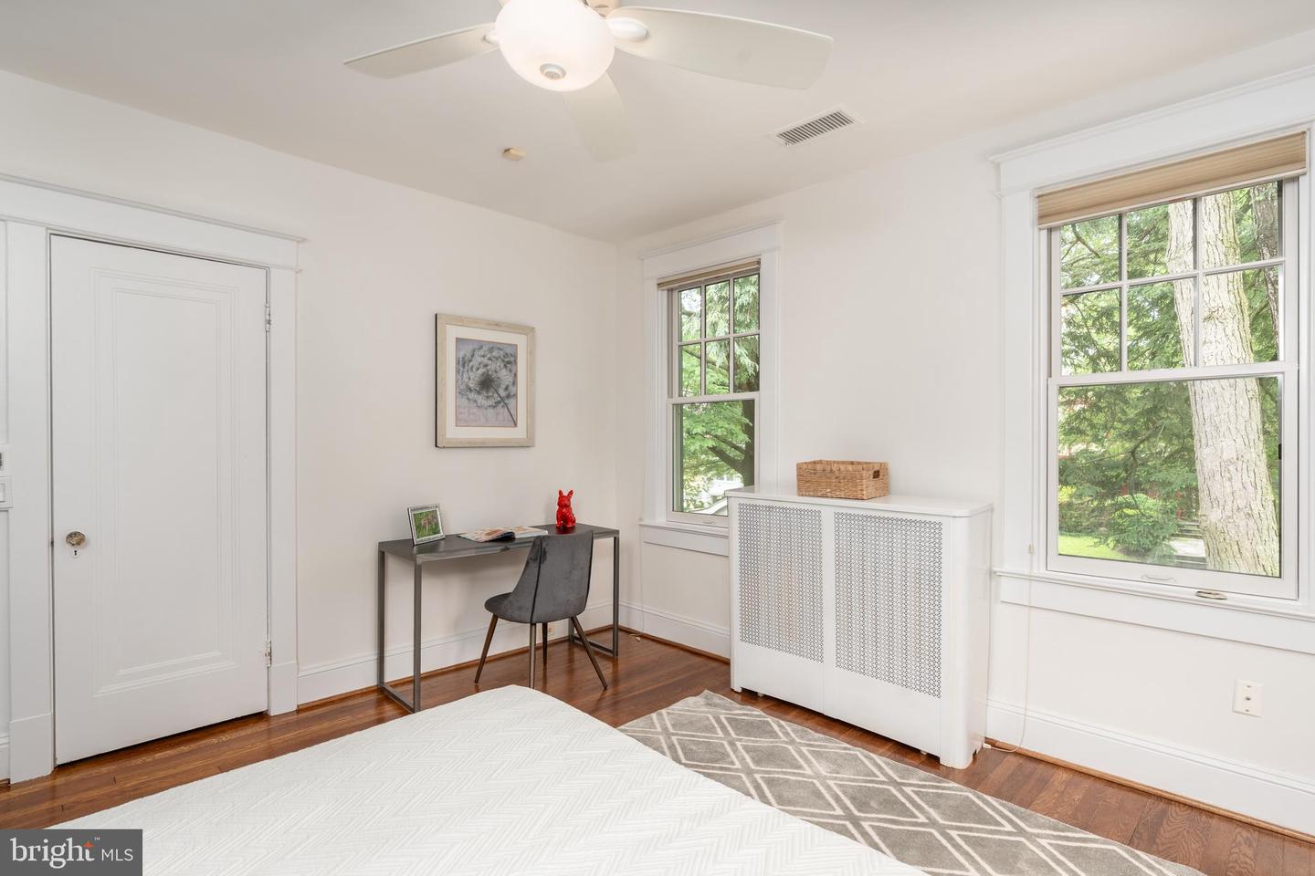 5045 RENO RD NW, WASHINGTON, District Of Columbia 20008, 4 Bedrooms Bedrooms, ,3 BathroomsBathrooms,Residential,For sale,5045 RENO RD NW,DCDC2203894 MLS # DCDC2203894