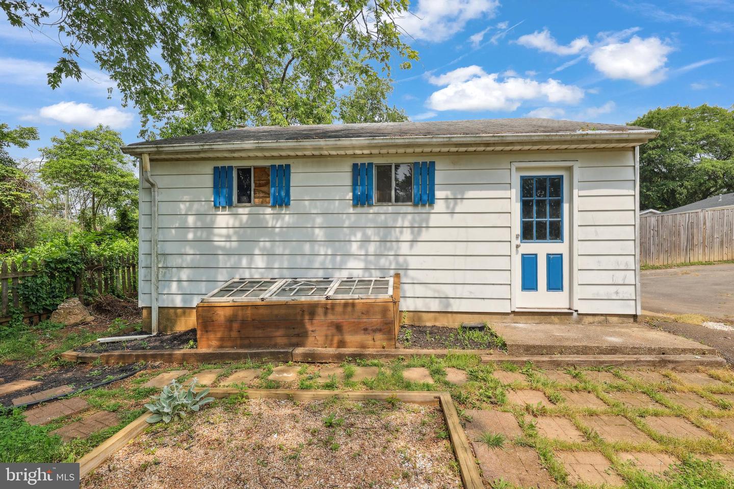 702 WILLIAMSBURG RD, STERLING, Virginia 20164, 3 Bedrooms Bedrooms, ,2 BathroomsBathrooms,Residential,For sale,702 WILLIAMSBURG RD,VALO2098614 MLS # VALO2098614
