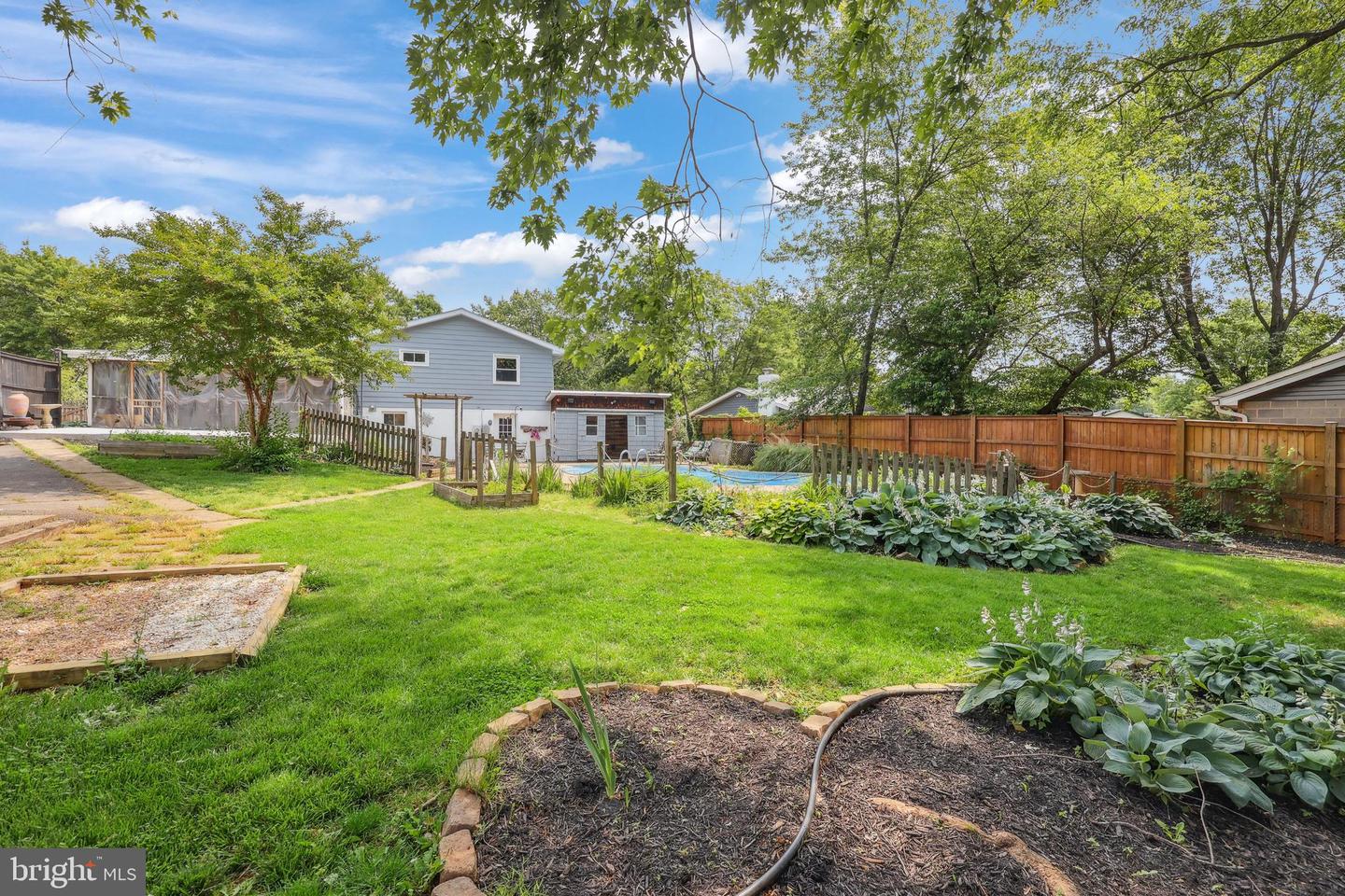 702 WILLIAMSBURG RD, STERLING, Virginia 20164, 3 Bedrooms Bedrooms, ,2 BathroomsBathrooms,Residential,For sale,702 WILLIAMSBURG RD,VALO2098614 MLS # VALO2098614