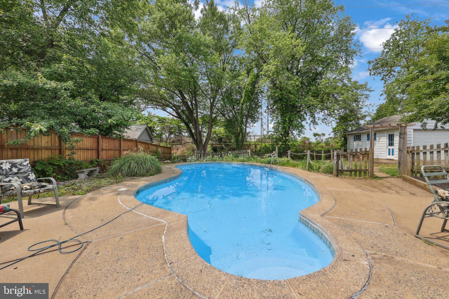 702 WILLIAMSBURG RD, STERLING, Virginia 20164, 3 Bedrooms Bedrooms, ,2 BathroomsBathrooms,Residential,For sale,702 WILLIAMSBURG RD,VALO2098614 MLS # VALO2098614