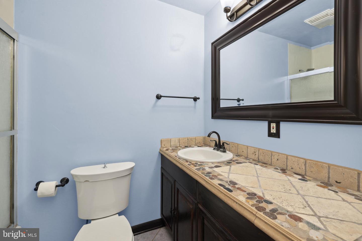 702 WILLIAMSBURG RD, STERLING, Virginia 20164, 3 Bedrooms Bedrooms, ,2 BathroomsBathrooms,Residential,For sale,702 WILLIAMSBURG RD,VALO2098614 MLS # VALO2098614