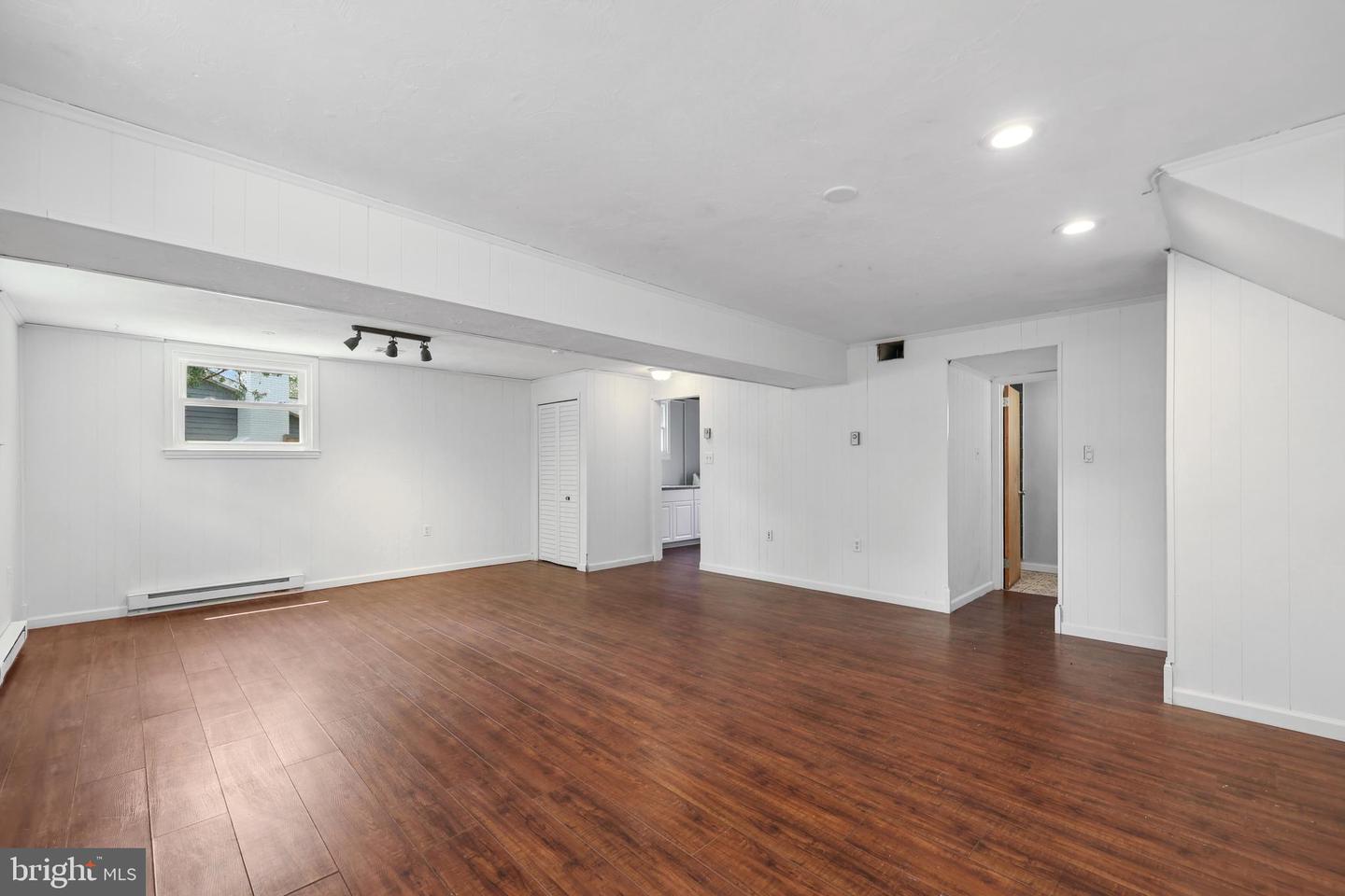 702 WILLIAMSBURG RD, STERLING, Virginia 20164, 3 Bedrooms Bedrooms, ,2 BathroomsBathrooms,Residential,For sale,702 WILLIAMSBURG RD,VALO2098614 MLS # VALO2098614