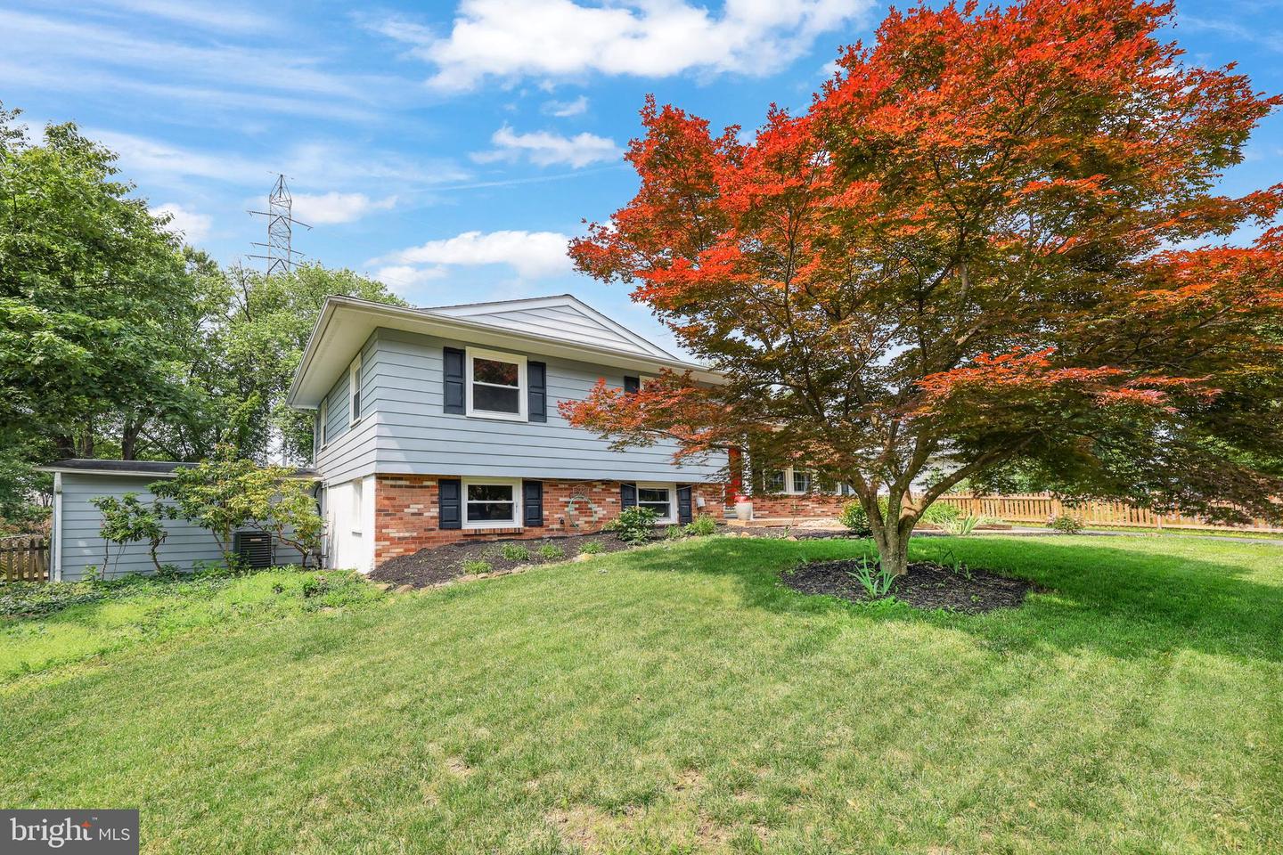 702 WILLIAMSBURG RD, STERLING, Virginia 20164, 3 Bedrooms Bedrooms, ,2 BathroomsBathrooms,Residential,For sale,702 WILLIAMSBURG RD,VALO2098614 MLS # VALO2098614