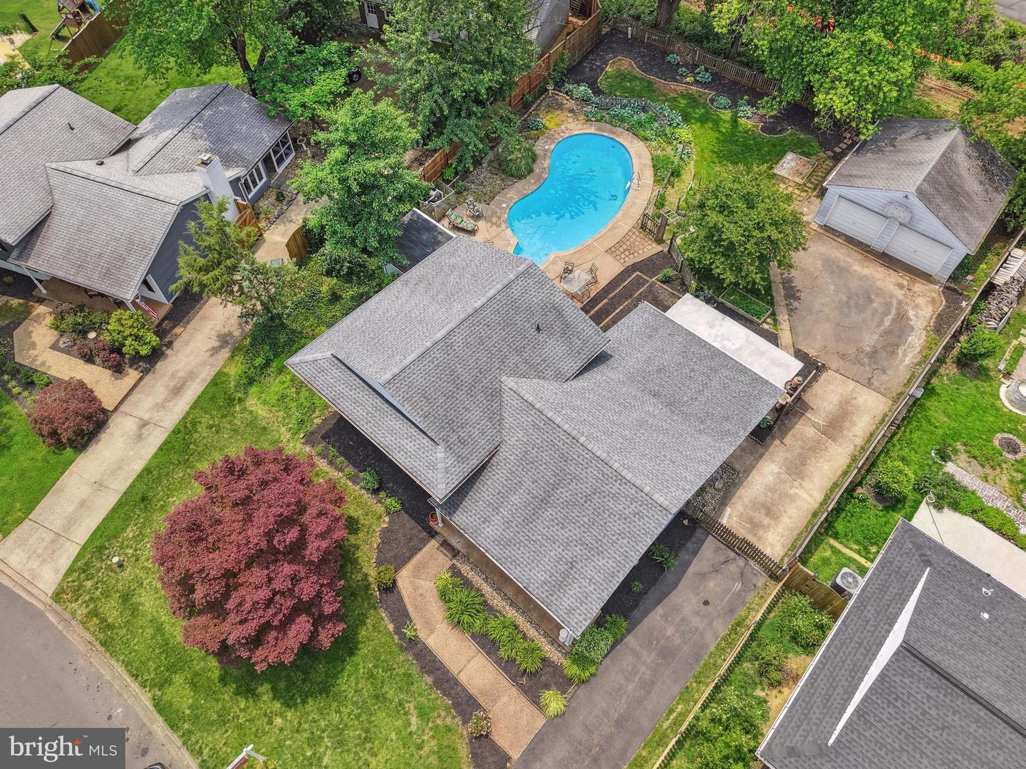 702 WILLIAMSBURG RD, STERLING, Virginia 20164, 3 Bedrooms Bedrooms, ,2 BathroomsBathrooms,Residential,For sale,702 WILLIAMSBURG RD,VALO2098614 MLS # VALO2098614