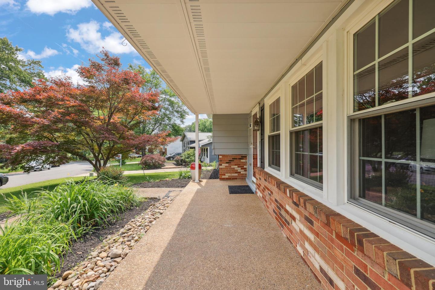 702 WILLIAMSBURG RD, STERLING, Virginia 20164, 3 Bedrooms Bedrooms, ,2 BathroomsBathrooms,Residential,For sale,702 WILLIAMSBURG RD,VALO2098614 MLS # VALO2098614
