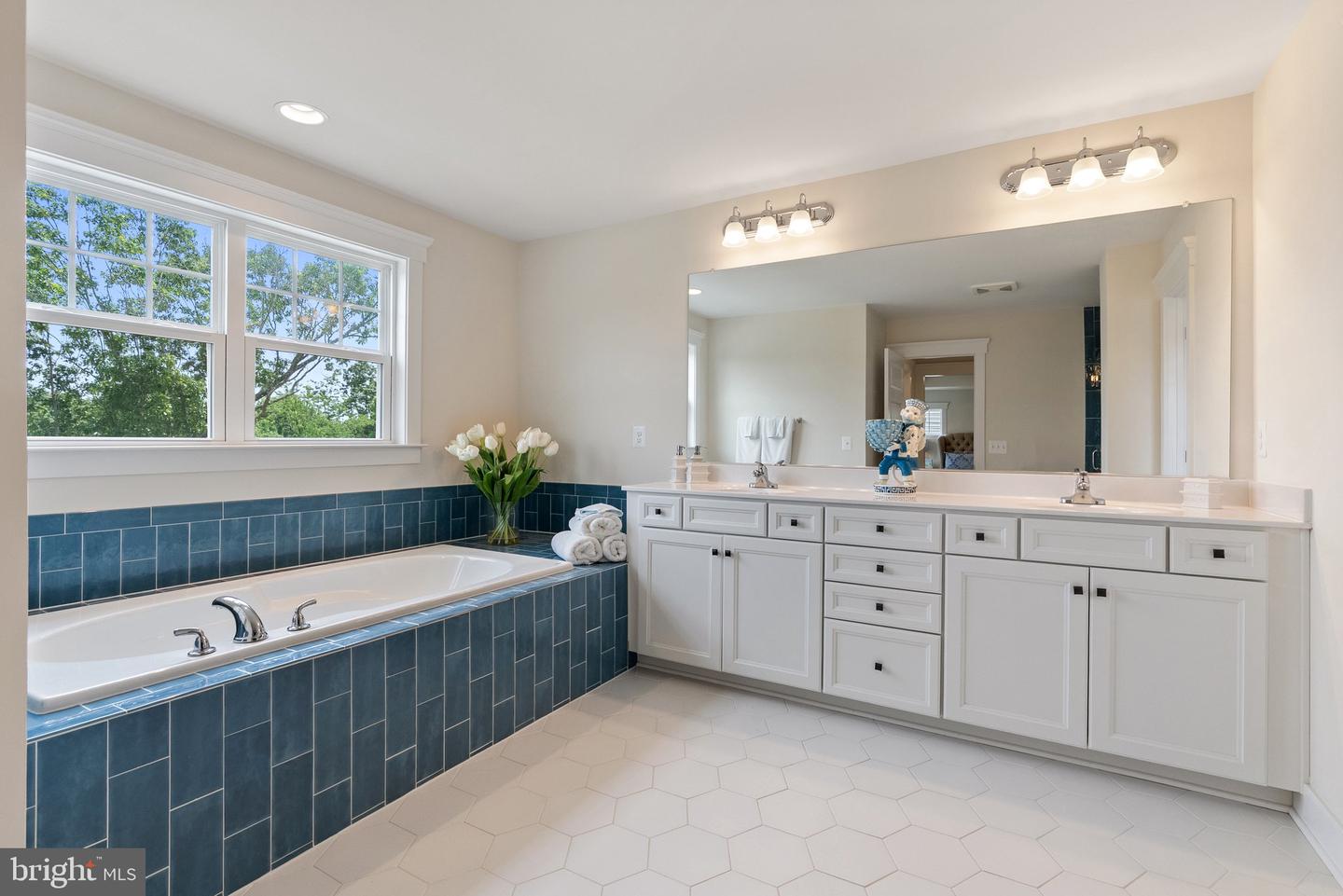 150 JEWEL BOX DR, STEPHENSON, Virginia 22656, 4 Bedrooms Bedrooms, ,3 BathroomsBathrooms,Residential,For sale,150 JEWEL BOX DR,VAFV2034624 MLS # VAFV2034624