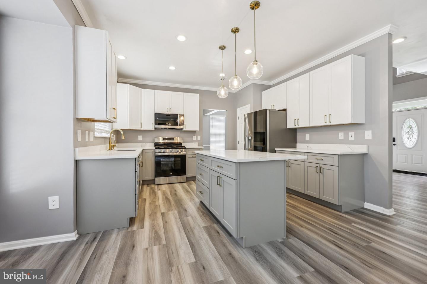 3108 TULIP TREE PL, DUMFRIES, Virginia 22026, 5 Bedrooms Bedrooms, ,3 BathroomsBathrooms,Residential,For sale,3108 TULIP TREE PL,VAPW2096146 MLS # VAPW2096146