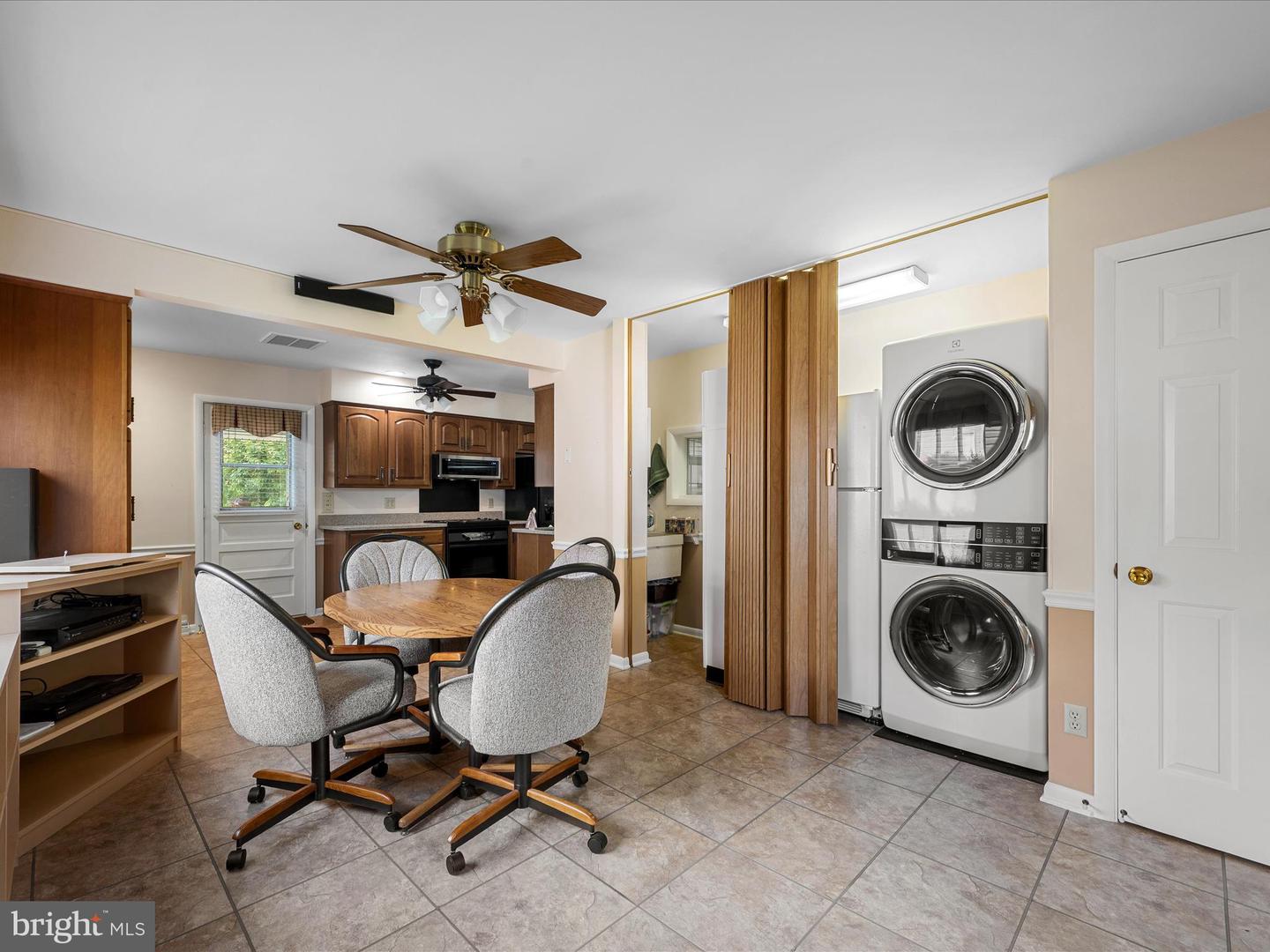 320 RUSSELLCROFT RD, WINCHESTER, Virginia 22601, 3 Bedrooms Bedrooms, ,2 BathroomsBathrooms,Residential,For sale,320 RUSSELLCROFT RD,VAWI2007898 MLS # VAWI2007898