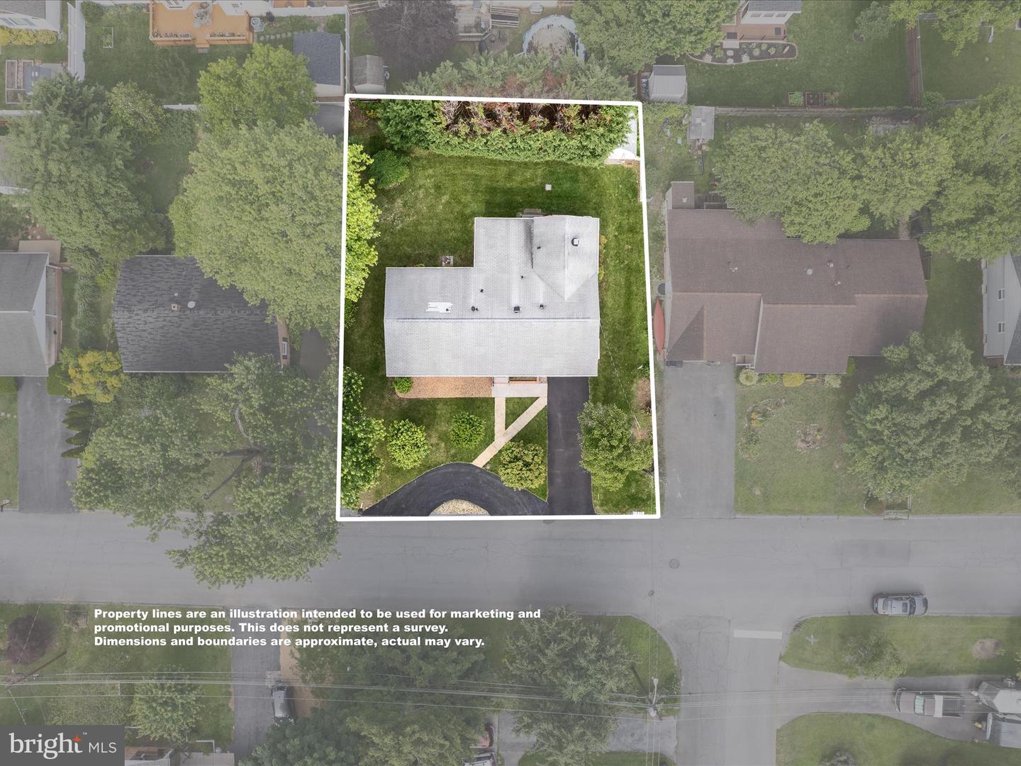 320 RUSSELLCROFT RD, WINCHESTER, Virginia 22601, 3 Bedrooms Bedrooms, ,2 BathroomsBathrooms,Residential,For sale,320 RUSSELLCROFT RD,VAWI2007898 MLS # VAWI2007898