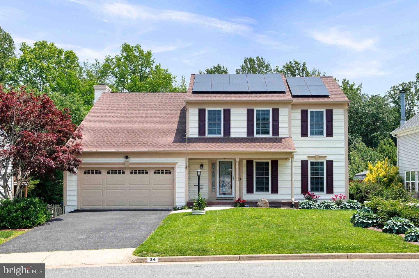 24 WOODS EDGE CT, STAFFORD, Virginia 22554, 4 Bedrooms Bedrooms, ,3 BathroomsBathrooms,Residential,For sale,24 WOODS EDGE CT,VAST2039476 MLS # VAST2039476