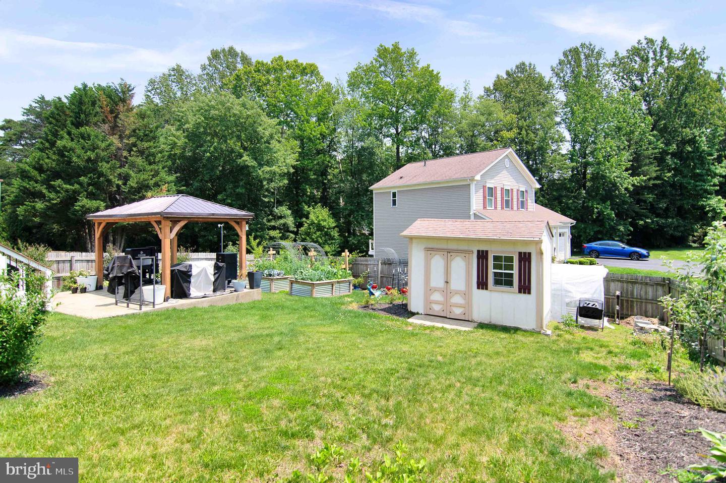 24 WOODS EDGE CT, STAFFORD, Virginia 22554, 4 Bedrooms Bedrooms, ,3 BathroomsBathrooms,Residential,For sale,24 WOODS EDGE CT,VAST2039476 MLS # VAST2039476