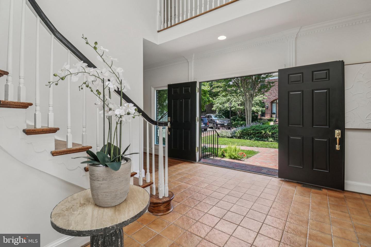 3233 ELLICOTT ST NW, WASHINGTON, District Of Columbia 20008, 5 Bedrooms Bedrooms, ,2 BathroomsBathrooms,Residential,For sale,3233 ELLICOTT ST NW,DCDC2204194 MLS # DCDC2204194