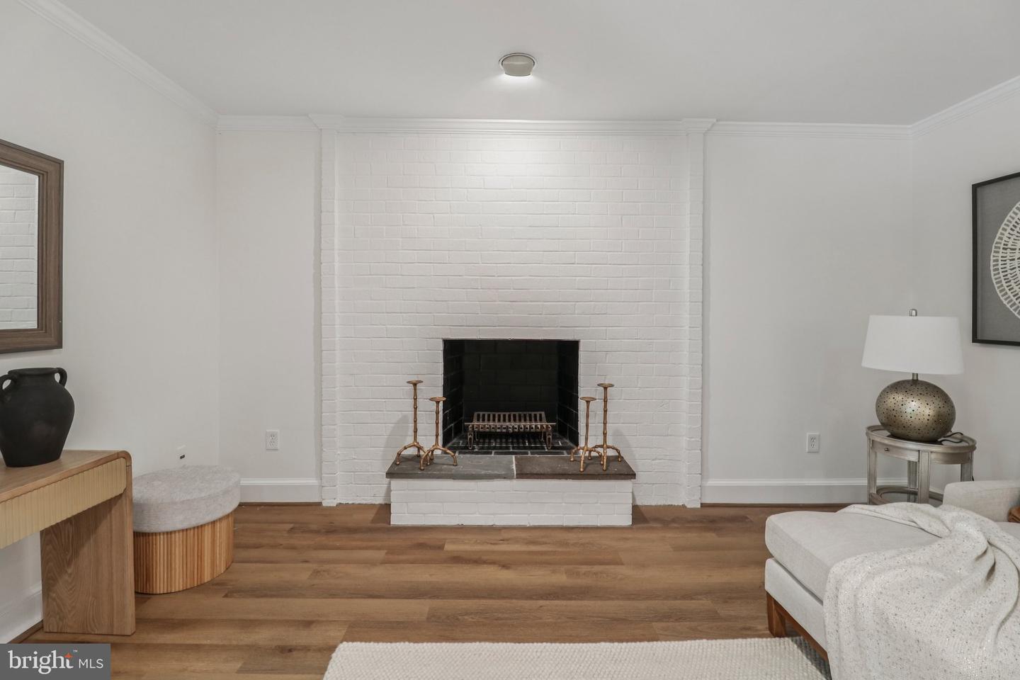 3233 ELLICOTT ST NW, WASHINGTON, District Of Columbia 20008, 5 Bedrooms Bedrooms, ,2 BathroomsBathrooms,Residential,For sale,3233 ELLICOTT ST NW,DCDC2204194 MLS # DCDC2204194