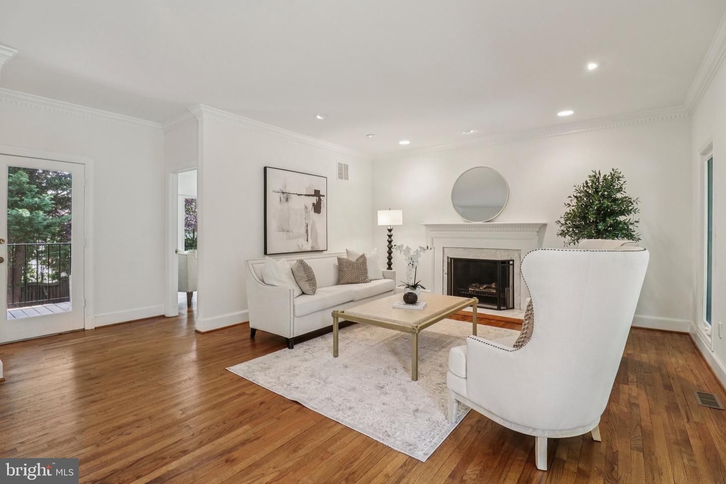 3233 ELLICOTT ST NW, WASHINGTON, District Of Columbia 20008, 5 Bedrooms Bedrooms, ,2 BathroomsBathrooms,Residential,For sale,3233 ELLICOTT ST NW,DCDC2204194 MLS # DCDC2204194