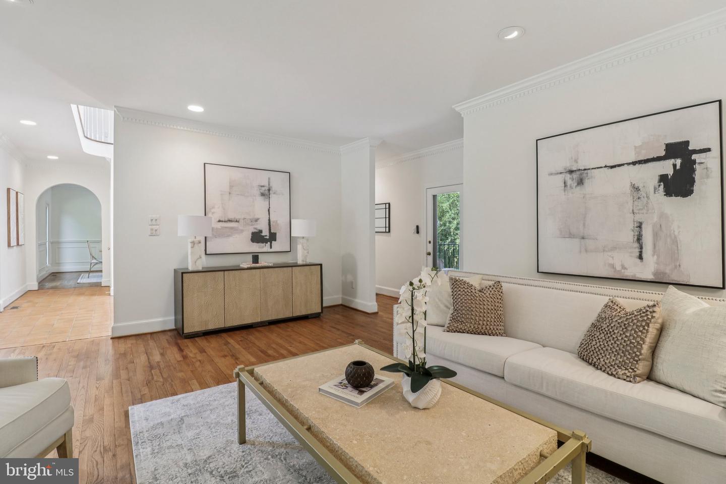 3233 ELLICOTT ST NW, WASHINGTON, District Of Columbia 20008, 5 Bedrooms Bedrooms, ,2 BathroomsBathrooms,Residential,For sale,3233 ELLICOTT ST NW,DCDC2204194 MLS # DCDC2204194