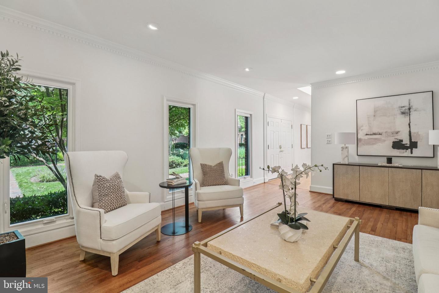 3233 ELLICOTT ST NW, WASHINGTON, District Of Columbia 20008, 5 Bedrooms Bedrooms, ,2 BathroomsBathrooms,Residential,For sale,3233 ELLICOTT ST NW,DCDC2204194 MLS # DCDC2204194