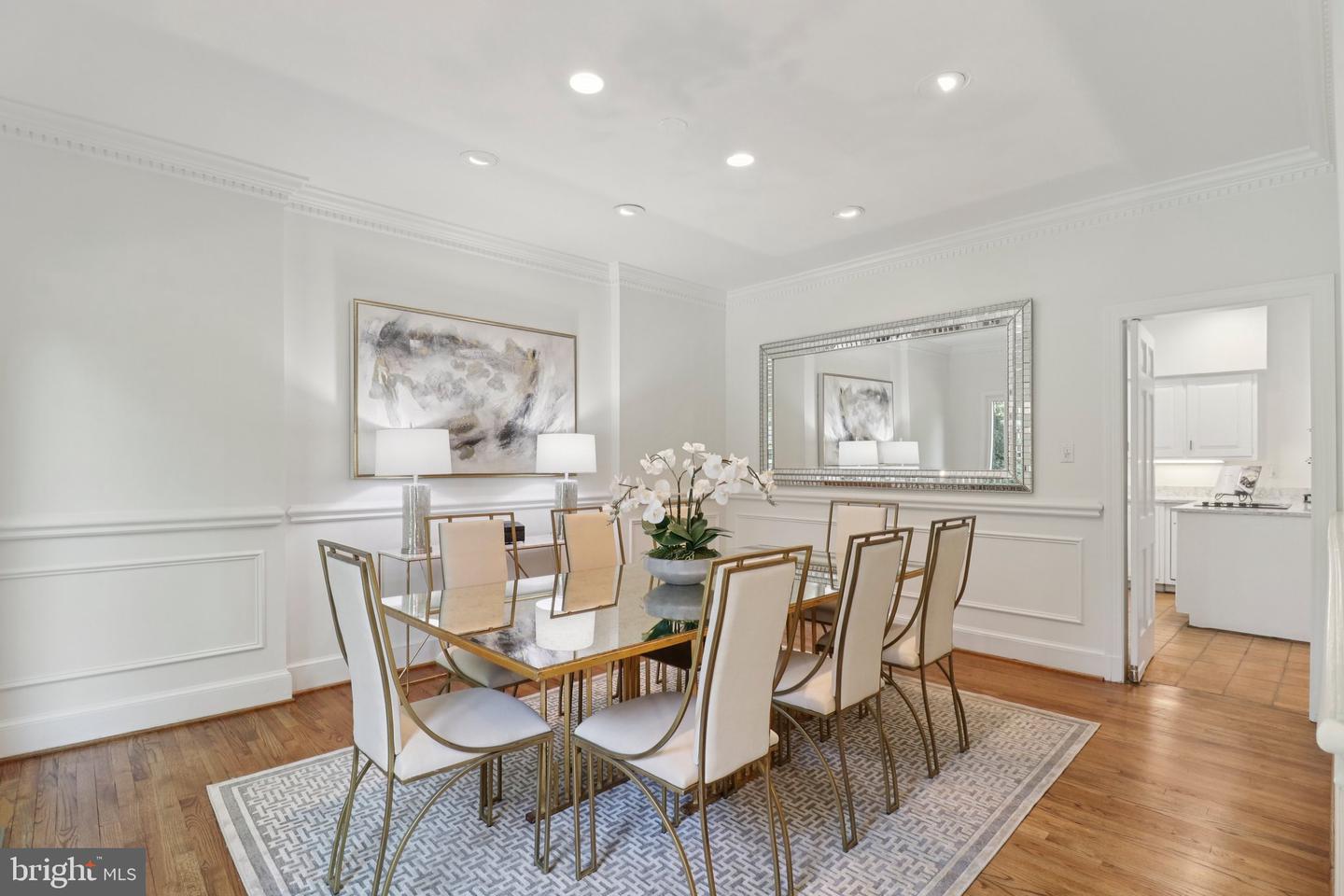 3233 ELLICOTT ST NW, WASHINGTON, District Of Columbia 20008, 5 Bedrooms Bedrooms, ,2 BathroomsBathrooms,Residential,For sale,3233 ELLICOTT ST NW,DCDC2204194 MLS # DCDC2204194