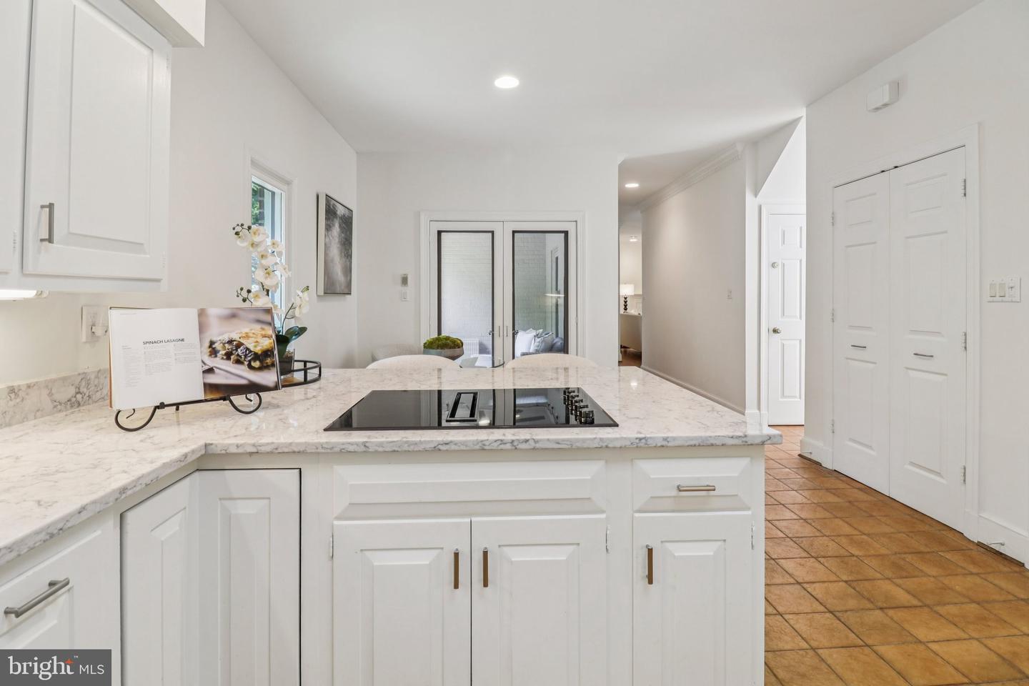 3233 ELLICOTT ST NW, WASHINGTON, District Of Columbia 20008, 5 Bedrooms Bedrooms, ,2 BathroomsBathrooms,Residential,For sale,3233 ELLICOTT ST NW,DCDC2204194 MLS # DCDC2204194