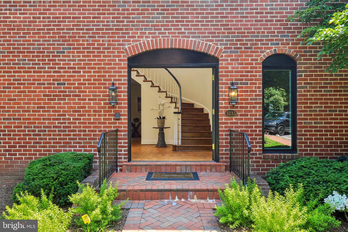 3233 ELLICOTT ST NW, WASHINGTON, District Of Columbia 20008, 5 Bedrooms Bedrooms, ,2 BathroomsBathrooms,Residential,For sale,3233 ELLICOTT ST NW,DCDC2204194 MLS # DCDC2204194