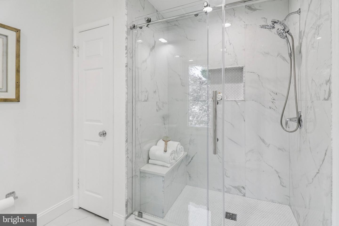 3233 ELLICOTT ST NW, WASHINGTON, District Of Columbia 20008, 5 Bedrooms Bedrooms, ,2 BathroomsBathrooms,Residential,For sale,3233 ELLICOTT ST NW,DCDC2204194 MLS # DCDC2204194