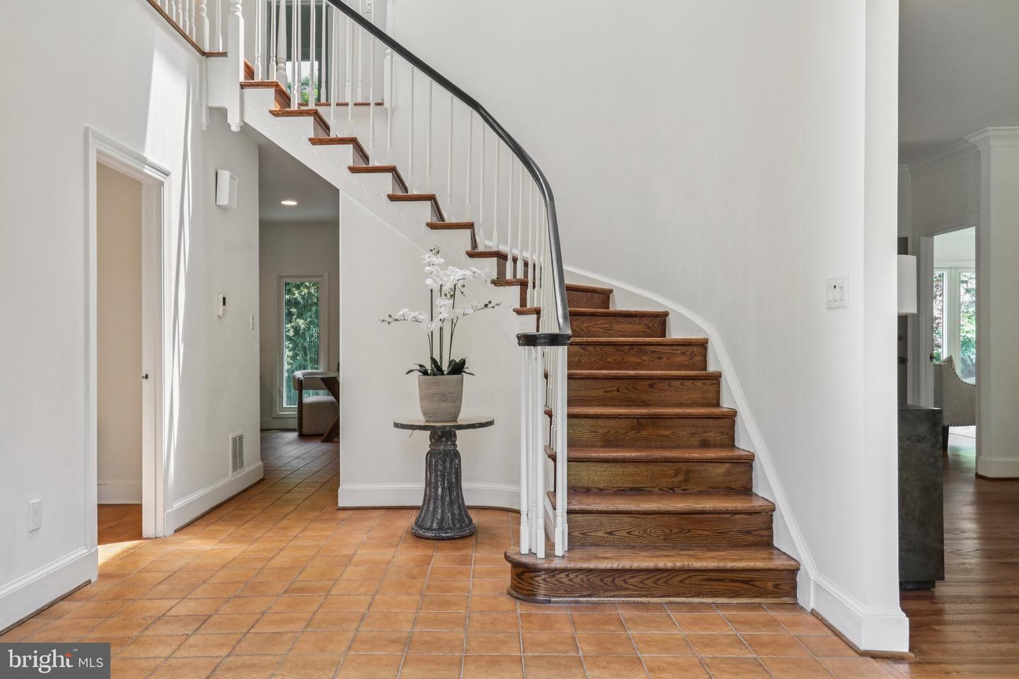 3233 ELLICOTT ST NW, WASHINGTON, District Of Columbia 20008, 5 Bedrooms Bedrooms, ,2 BathroomsBathrooms,Residential,For sale,3233 ELLICOTT ST NW,DCDC2204194 MLS # DCDC2204194