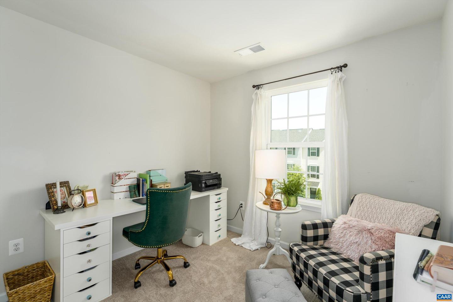 2112 ELM TREE CT, CHARLOTTESVILLE, Virginia 22911, 3 Bedrooms Bedrooms, ,2 BathroomsBathrooms,Residential,For sale,2112 ELM TREE CT,665381 MLS # 665381