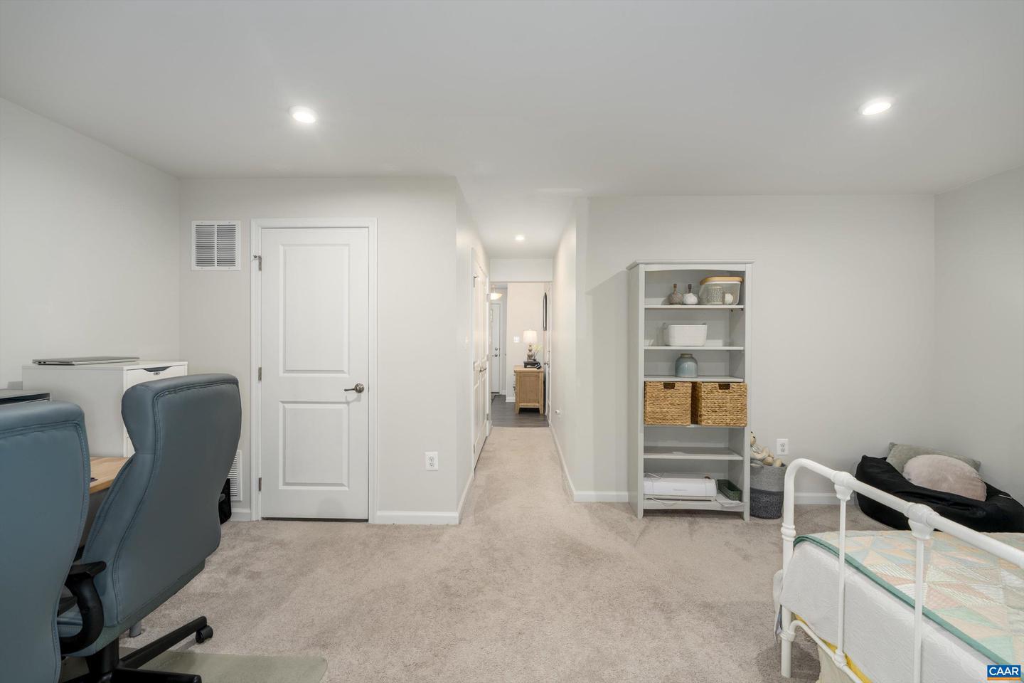 2112 ELM TREE CT, CHARLOTTESVILLE, Virginia 22911, 3 Bedrooms Bedrooms, ,2 BathroomsBathrooms,Residential,For sale,2112 ELM TREE CT,665381 MLS # 665381