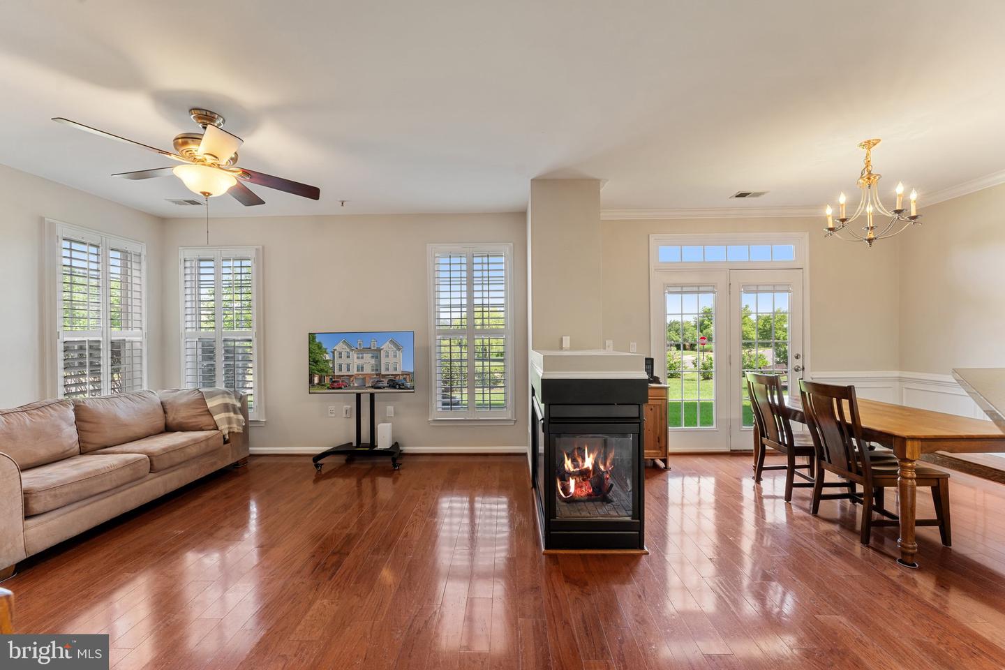 14574 KYLEWOOD WAY, GAINESVILLE, Virginia 20155, 3 Bedrooms Bedrooms, ,2 BathroomsBathrooms,Residential,For sale,14574 KYLEWOOD WAY,VAPW2096324 MLS # VAPW2096324